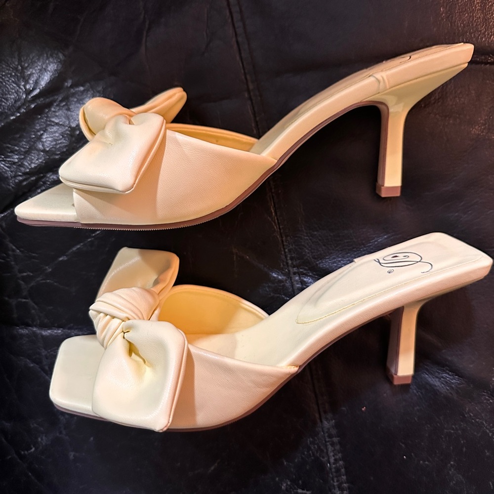 Kitten Heels- Pastel Yellow